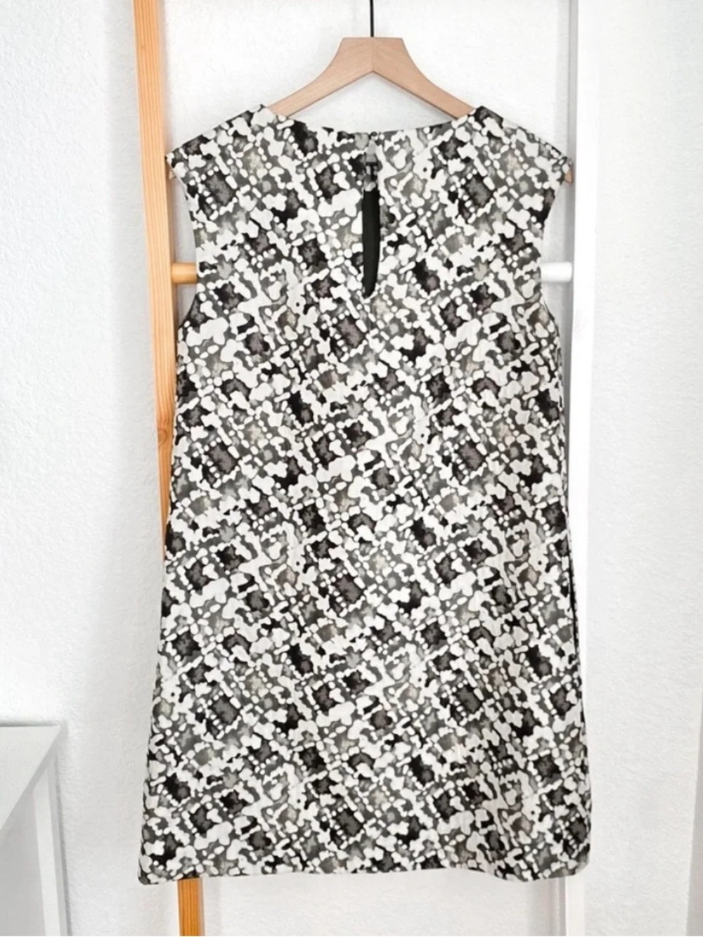 Ann Mashburn Suri Jacquard Dress Green White Multi Abstract NWT Size Small $398 - Picture 2 of 6